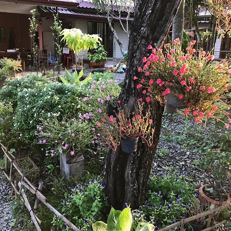 Grandma'S House Apartment Nakhon Nayok Ngoại thất bức ảnh